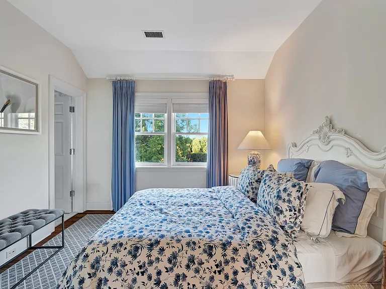 22 Sagg Pond Ct — Photo 14
