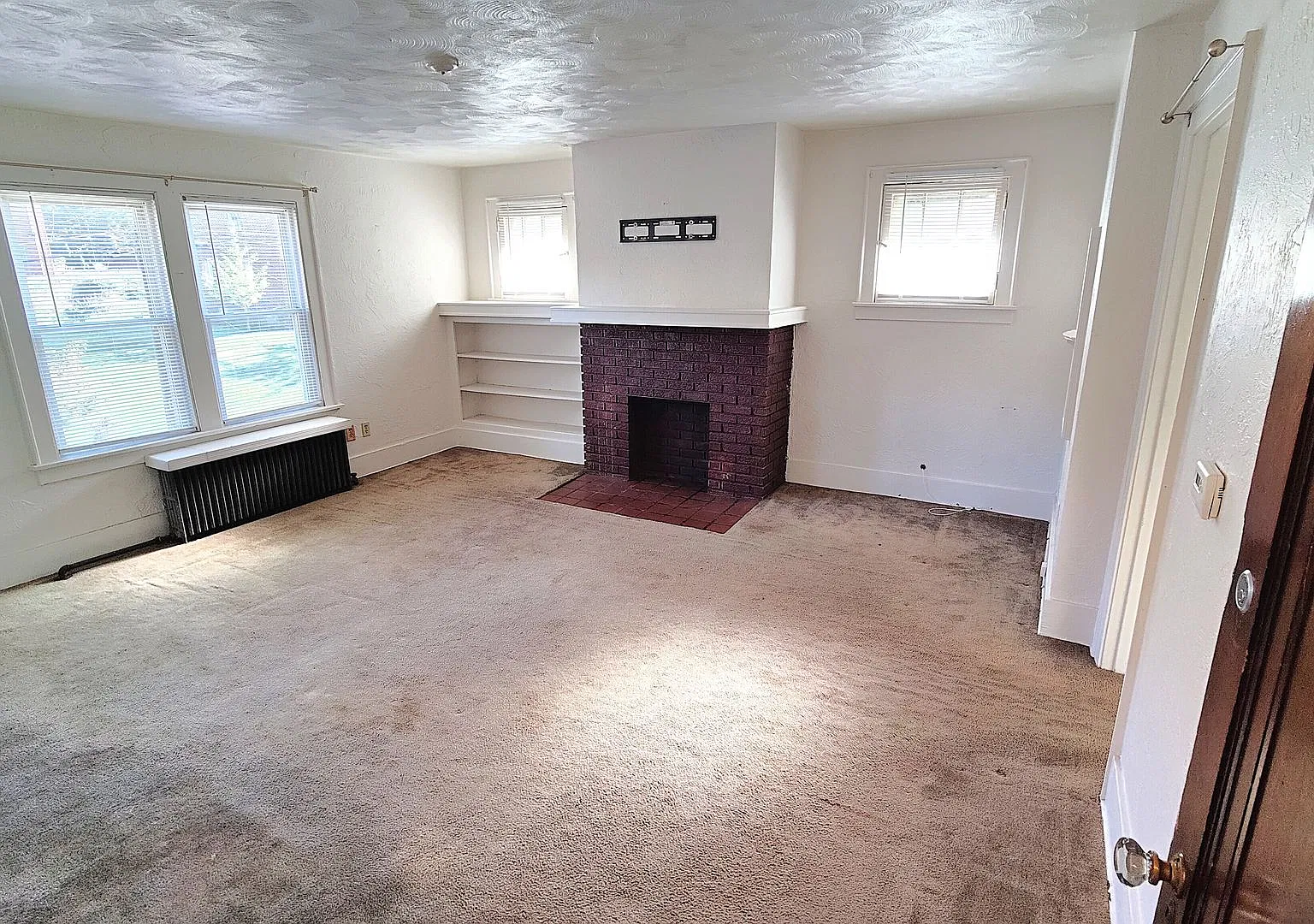 4075 Brandon Rd — Photo 3