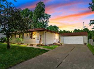 2319 S East St, Appleton, WI 54915