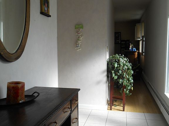4th image of 310 Skye Island Dr