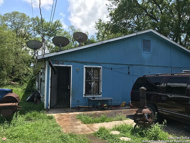 1st image of 214 Cardiff Ave.