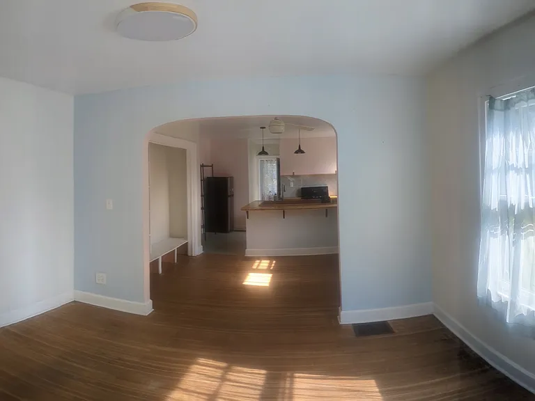 466 Congress Ave — Photo 4