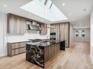 232 S Green St, Chicago, IL 60607