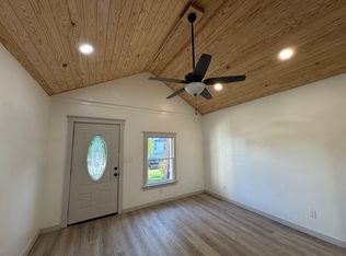 2111 W Iowa St, Evansville, IN 47712