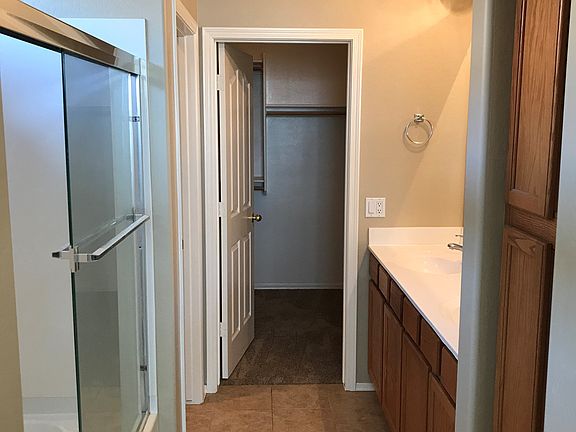 4th image of 18018 N 170th Ln