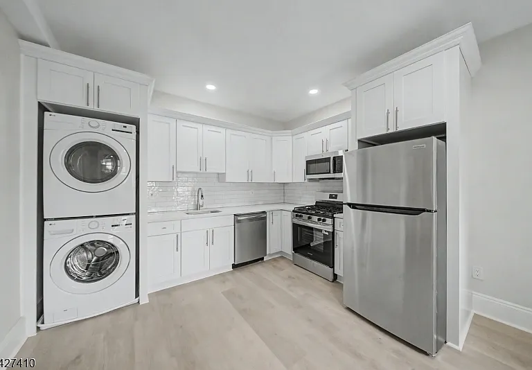 204 Church St #3B — Photo 3
