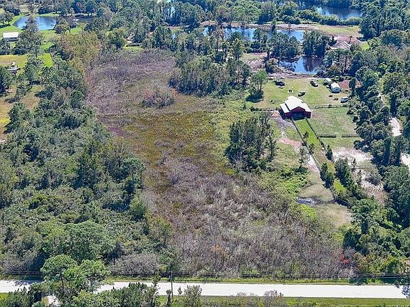3rd image of 806 W Ariel Rd #2