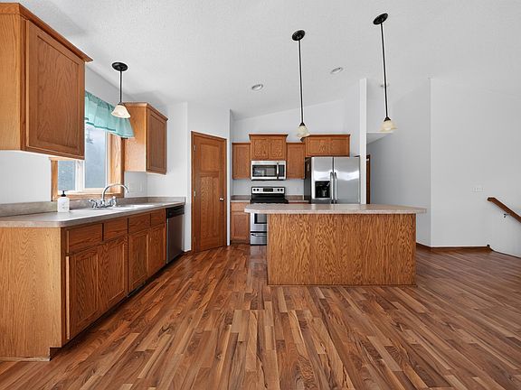 5th image of 1088 161st Ln NW