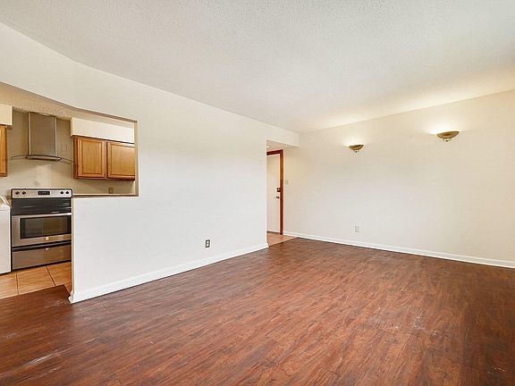 4th image of 501 Jones Ferry Rd APT N9