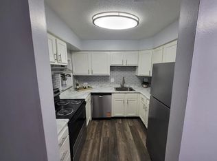 Aura Apartments, Indianapolis, IN 46228