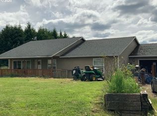 37101 SE Teddy Bear Ln, Estacada, OR 97023