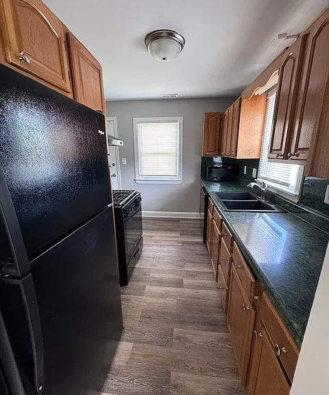 33 Mitchell Ave — Photo 6