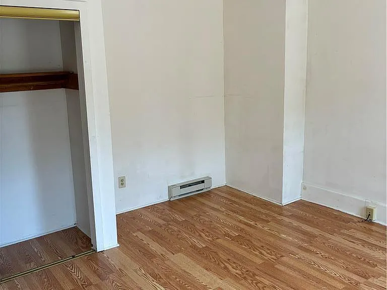 31 W Main St — Photo 14