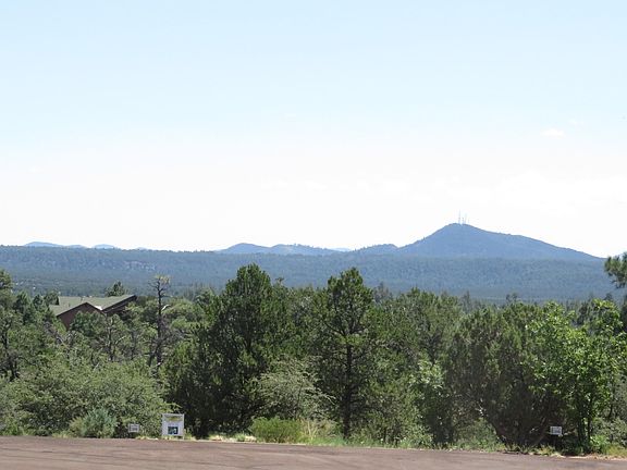 2nd image of 575 E Middle Mountain Ln