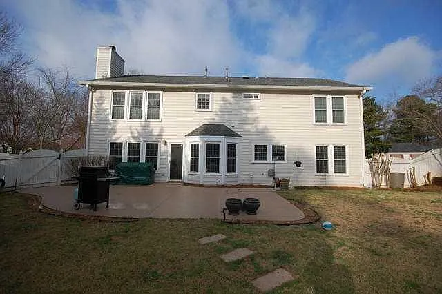 4080 Fastnet Ln — Photo 2