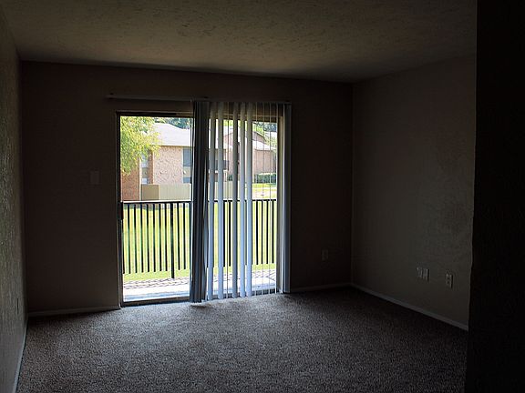 4th image of 717 Golfcrest Dr APT 234