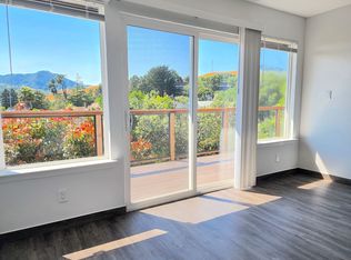 25 Thomas Dr #8, Mill Valley, CA 94941