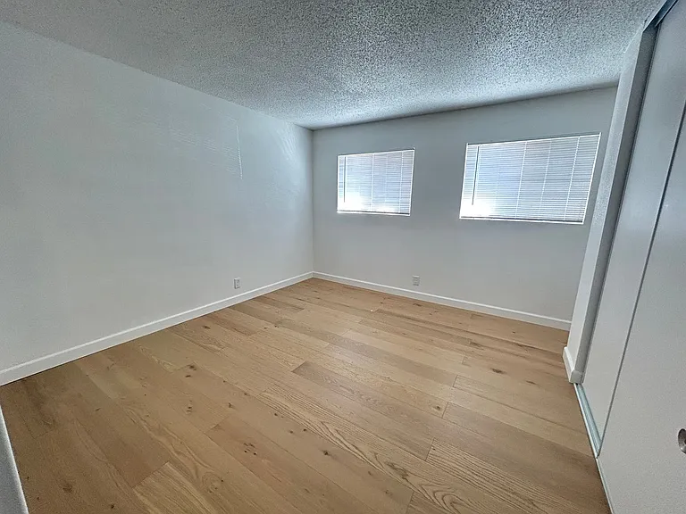 2605 Tuskegee St — Photo 7