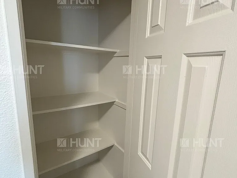 336 Ponmunjom Cir — Photo 19