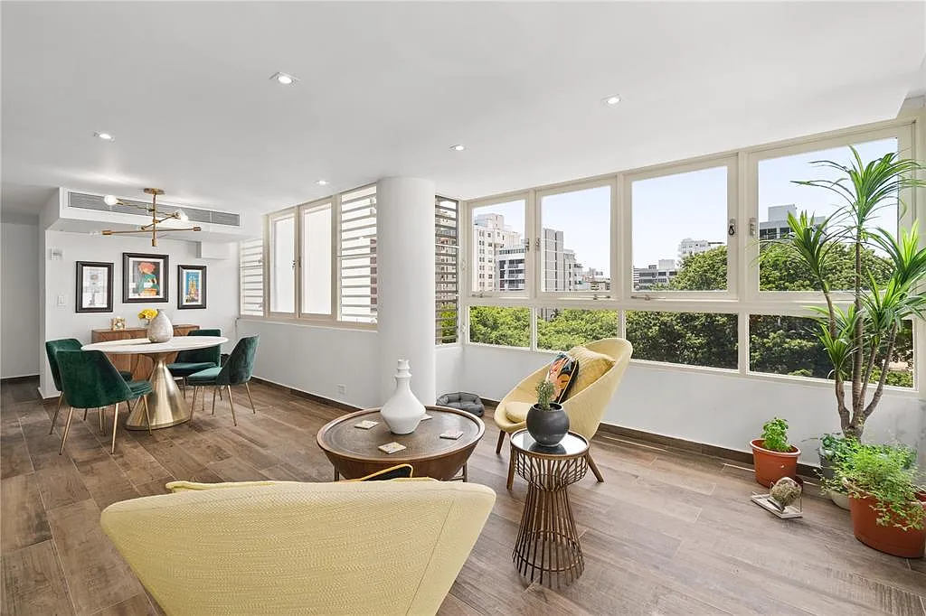 2 bed, 2.0 bath, 1300 sqft, $3,200 — Photo 1