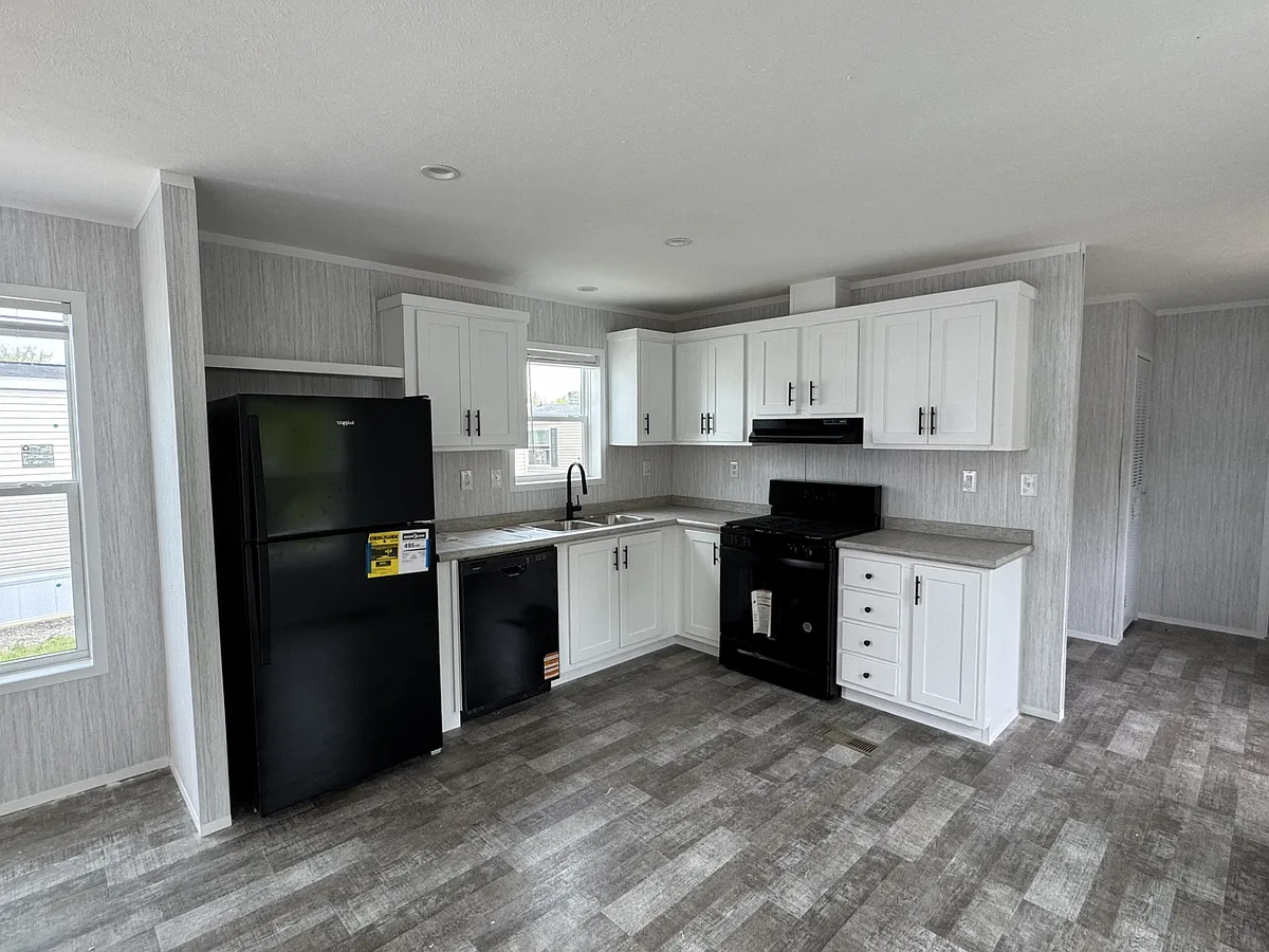 Building Photo - 5000 Acton Ln