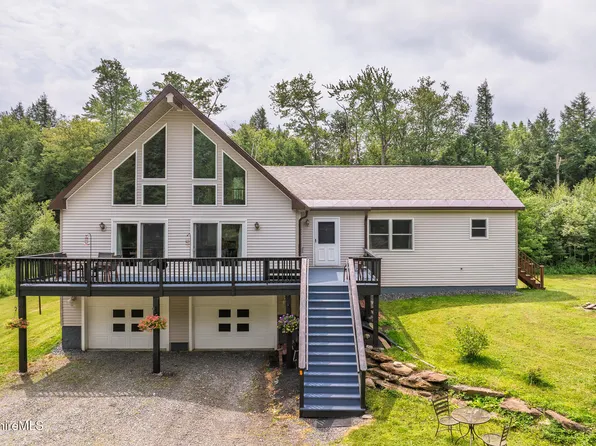 1077 Lovers Lane Rd, Washington, MA 01223