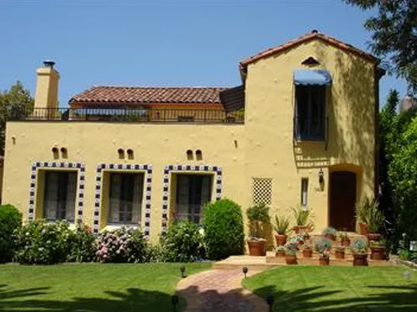 1565 N Columbus Ave, Glendale, CA 91202