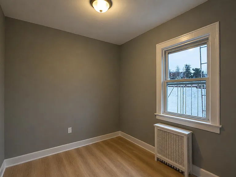 234 Edwards Pl #3 — Photo 2