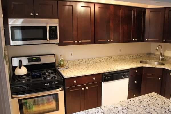 2nd image of 73 Manor Dr