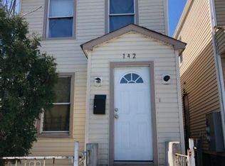 142 Summer Ave, Newark, NJ 07104