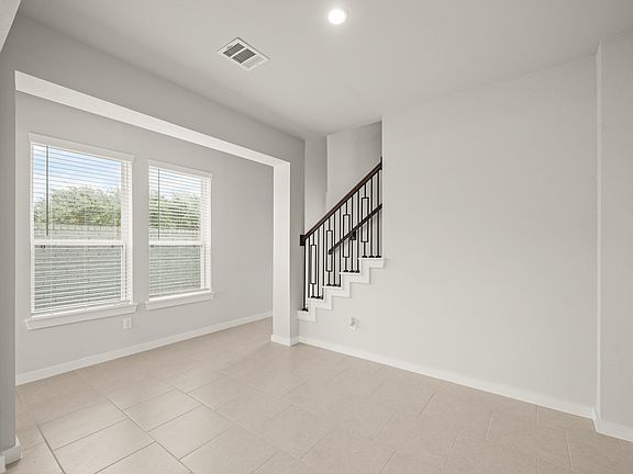 4th image of 2906 Park Hill Ln