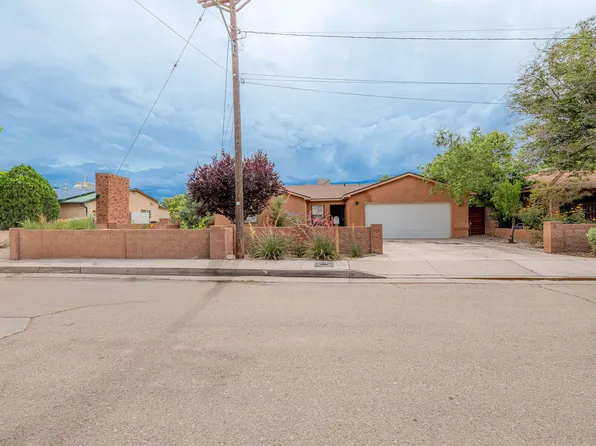 325 46th St NW, Albuquerque, NM 87105