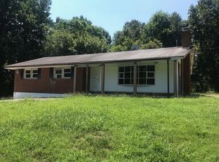 3883 Jae Valley Rd, Roanoke, VA 24014