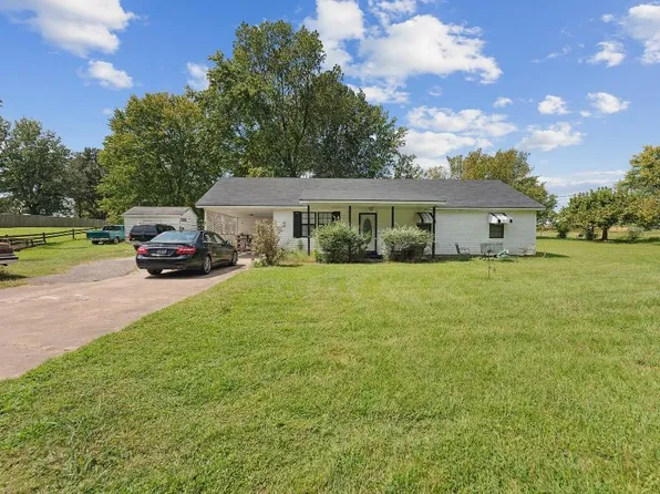 1313 Old Memphis Rd, Covington, TN 38019