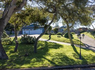 15410 Oak Hills Dr, Salinas, CA 93907