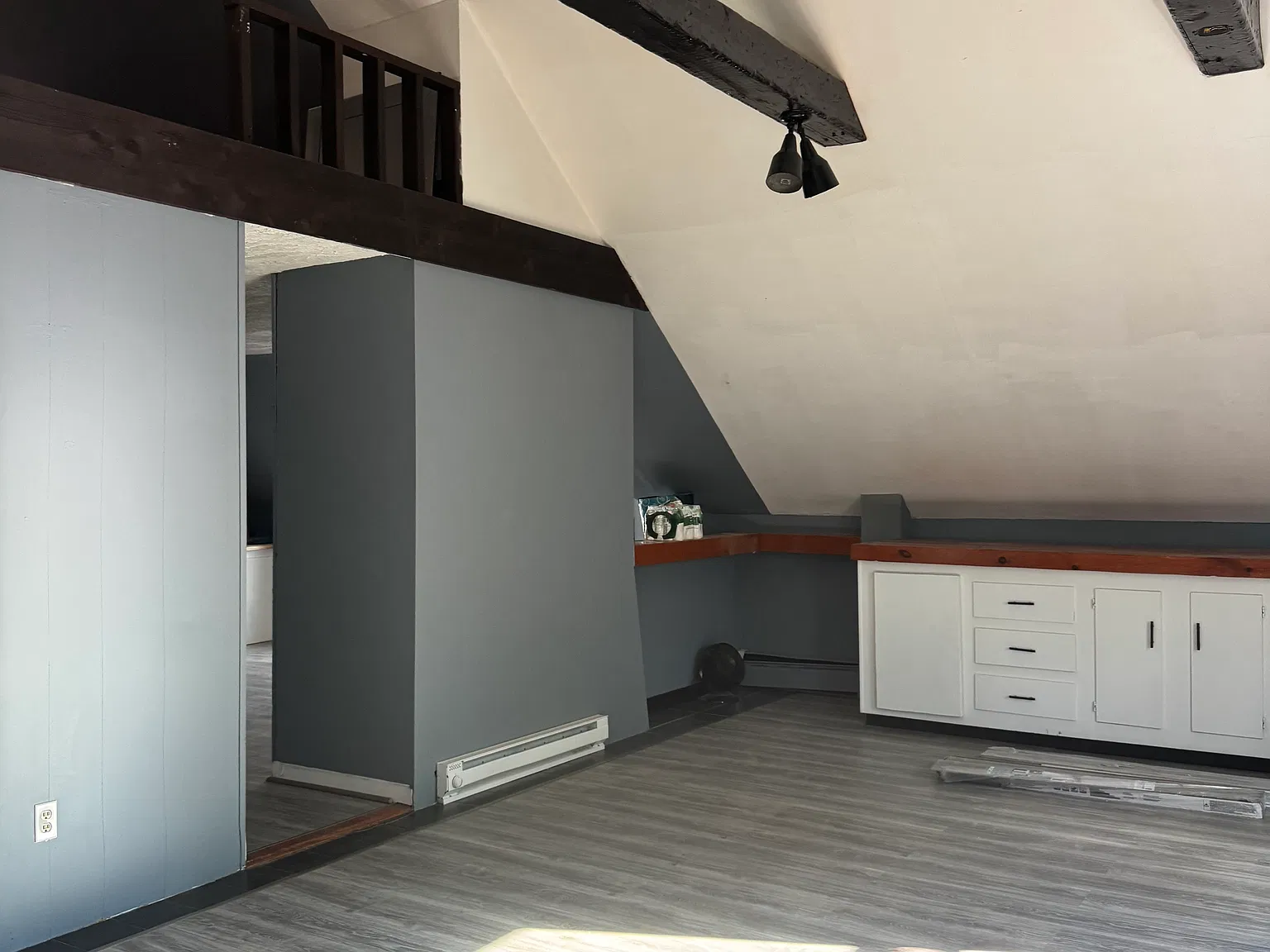28 Tuxedo Ave — Photo 4