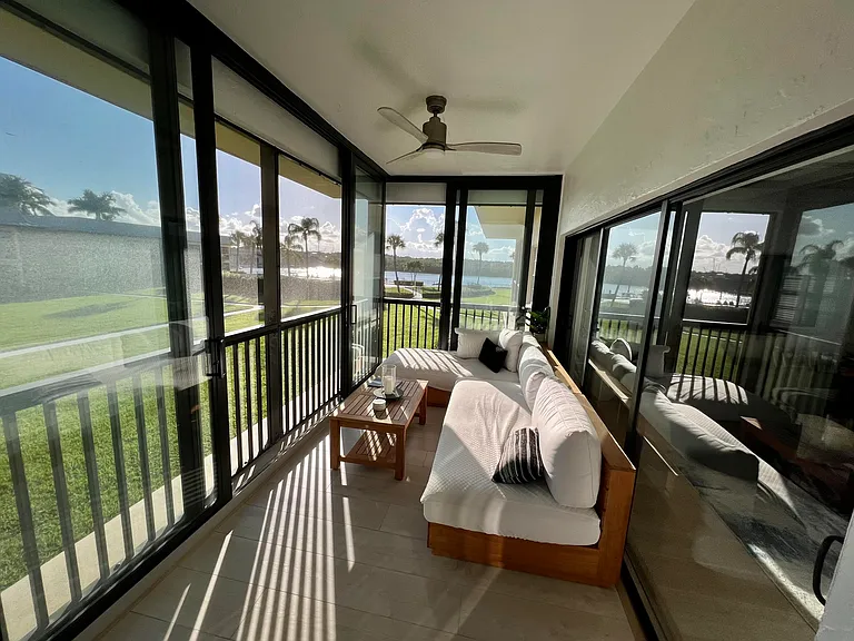 275 Beach Rd #B201 — Photo 10