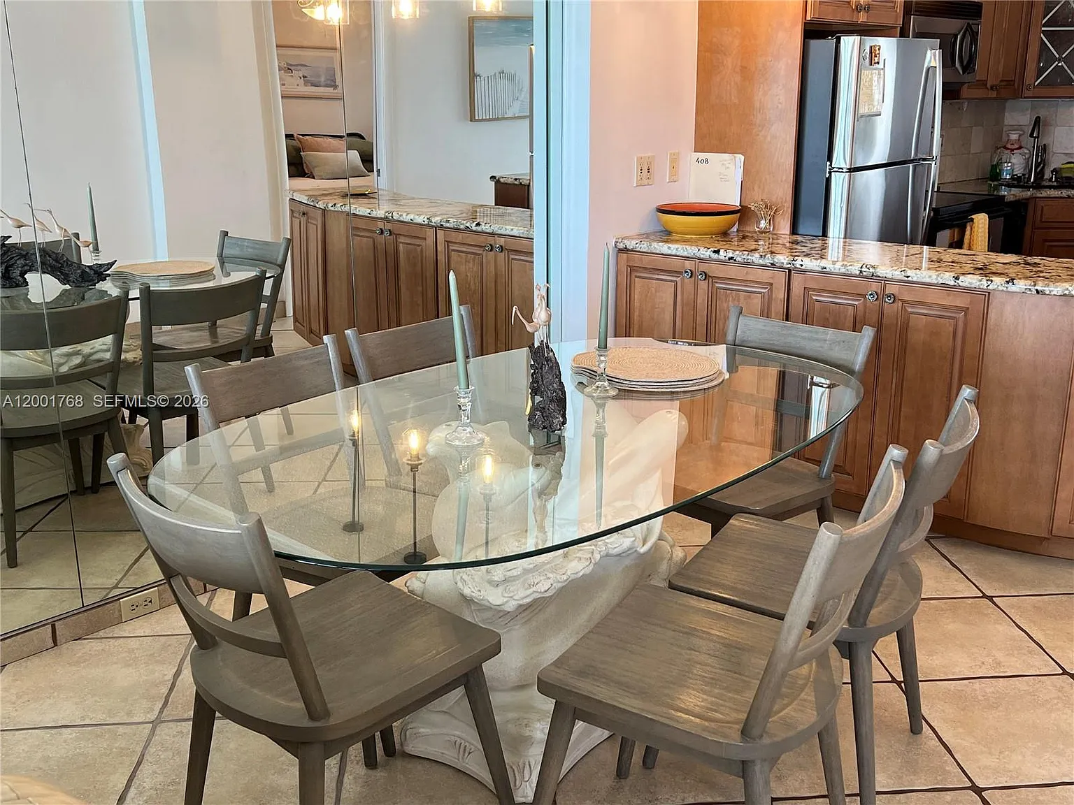 Breakers Condominium — Photo 4