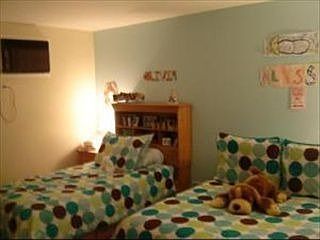 5th image of 2333 N Neva Ave APT 307C
