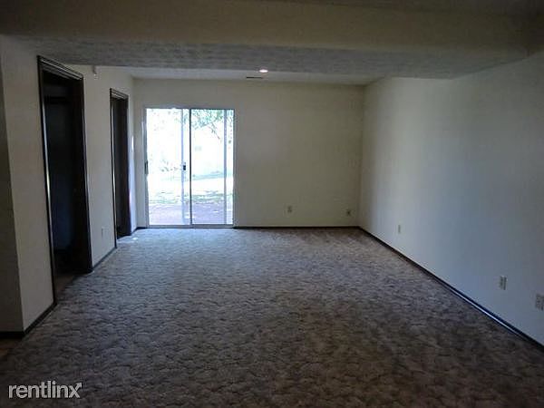 Finished Basement 09-11