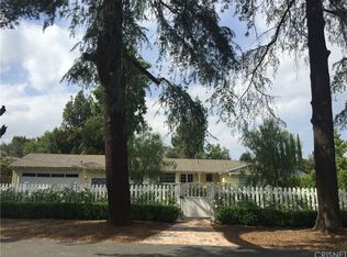 17461 Raymer St, Northridge, CA 91325