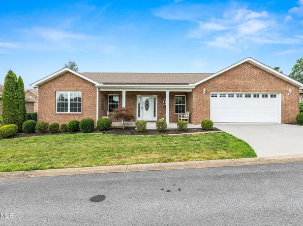 2107 Zion Dr, Sevierville, TN 37862