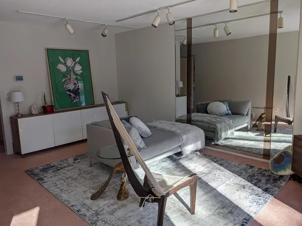 4797 Spring Cir, Minnetonka, MN 55345