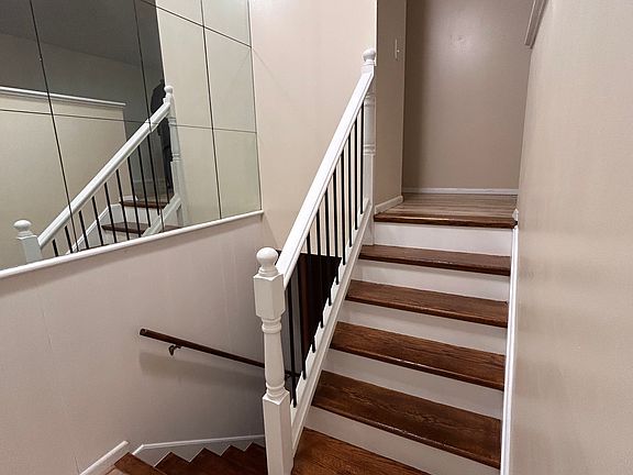 2nd image of 1506 Glenview Ave