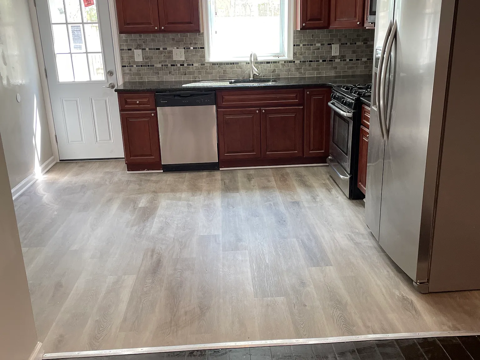 2030 McClellan St — Photo 3