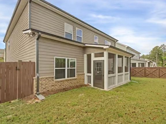 4th image of 1563 Dover Creek Ln
