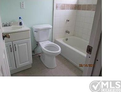 4th image of 455 Plum Tree Dr