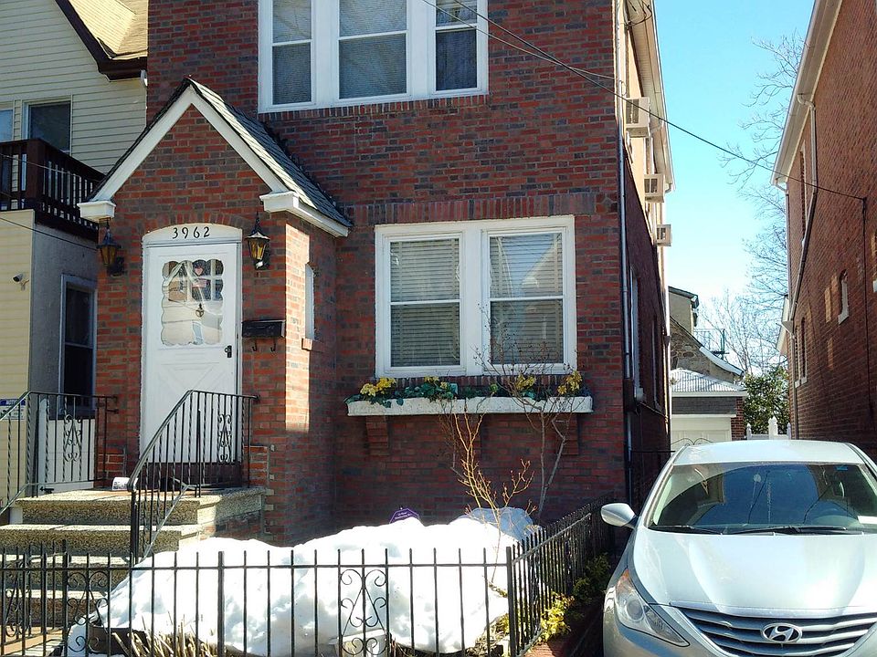 1st image of 3962 Amundson Ave