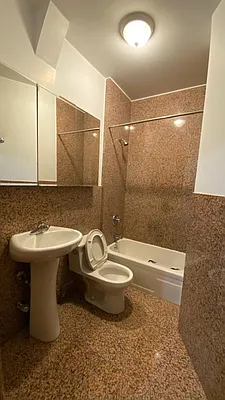 Rented by Compass | media 9