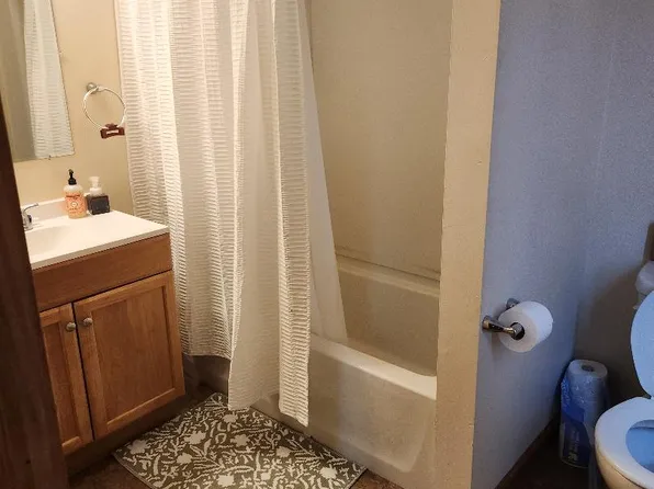13 S Main St #2C, Bangor, PA 18013